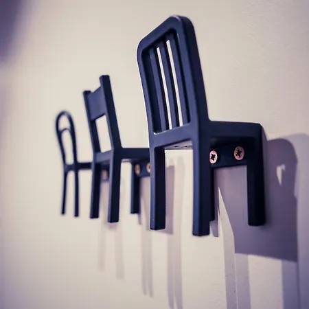 Apartment 21 Basic